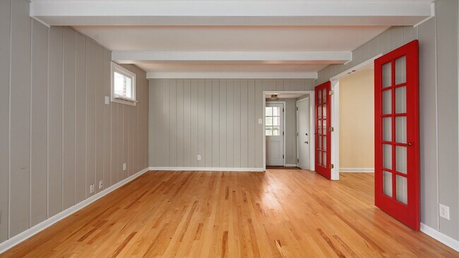 Building Photo - For Rent: 3BR, 2BA home in Inglewood (Please do not apply without speaking with us first.)