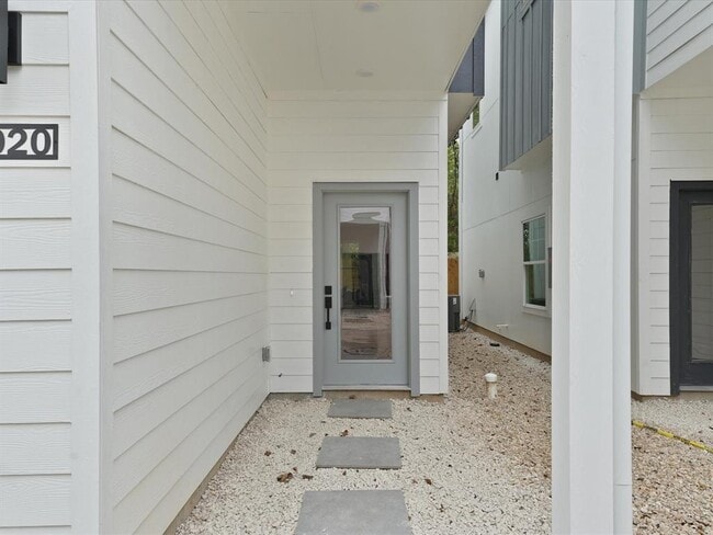 Building Photo - 4028 Northfield Ln