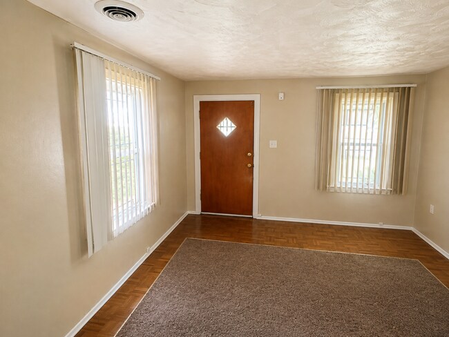 Building Photo - 2326 Rhode Island Ct.