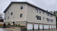 Building Photo - Three Bedroom