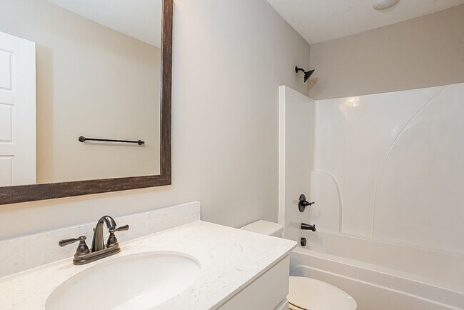 Building Photo - Beautiful 4 Bedroom Home in Grovetown, GA