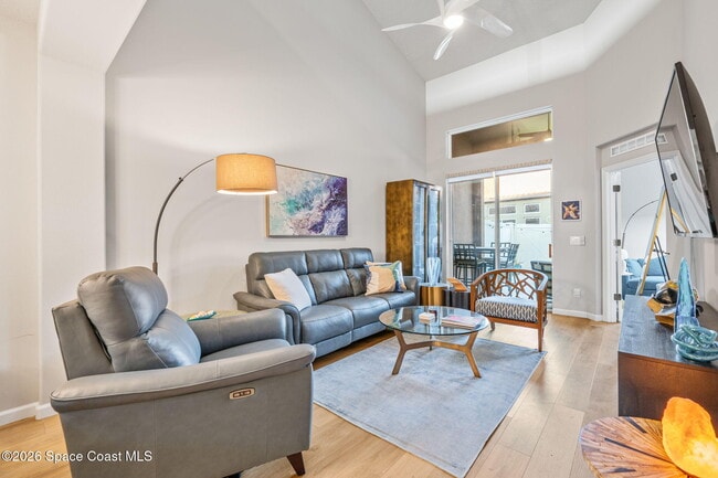 Building Photo - 763 Simeon Dr