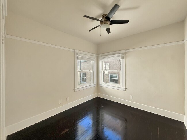 Building Photo - Bankers Hill Gem – 2BR/1BA Minutes from Ba...