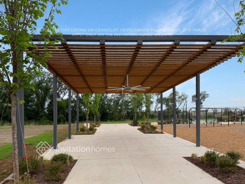 Building Photo - 2710 Harwell Dr
