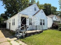 Building Photo - Unique  2-Bedroom Home with Finished Basement on Perth Street by the University of Toledo