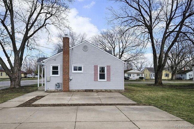 Building Photo - 7451 Cavell St