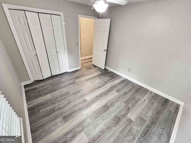Building Photo - 4051 Coyte Dr