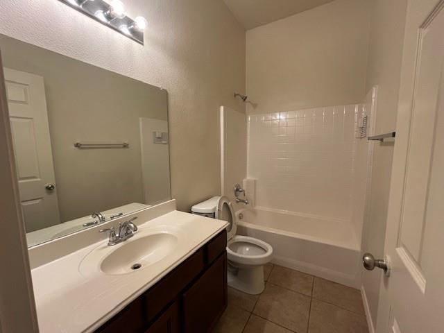 Building Photo - 3813 Gregory Dr