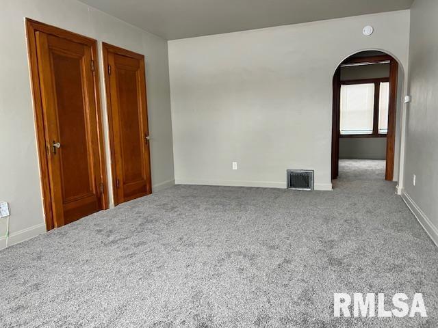 Building Photo - 2133 N Division St