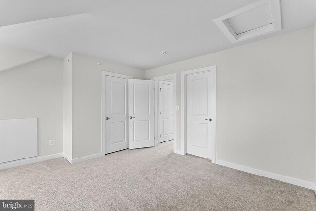 Building Photo - 43372 Whitehead Ter