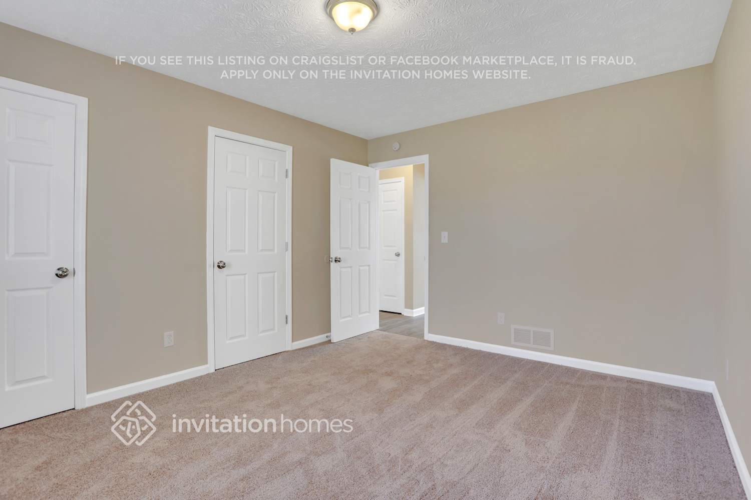 Building Photo - 194 Valley Dr