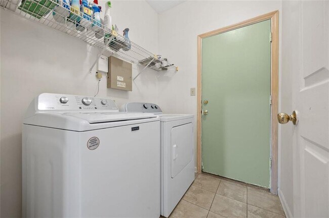 Building Photo - 7536 Stonebridge Bay Ct