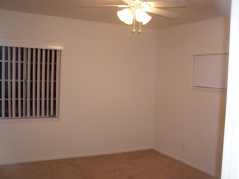 Building Photo - 8420 Casaba Ave