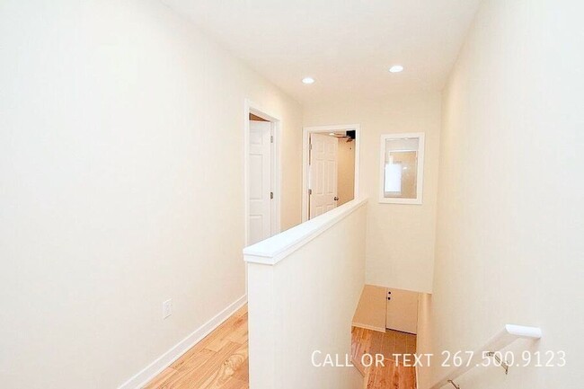 Building Photo - Perfect Location, Perfect Home. Visit Us T...