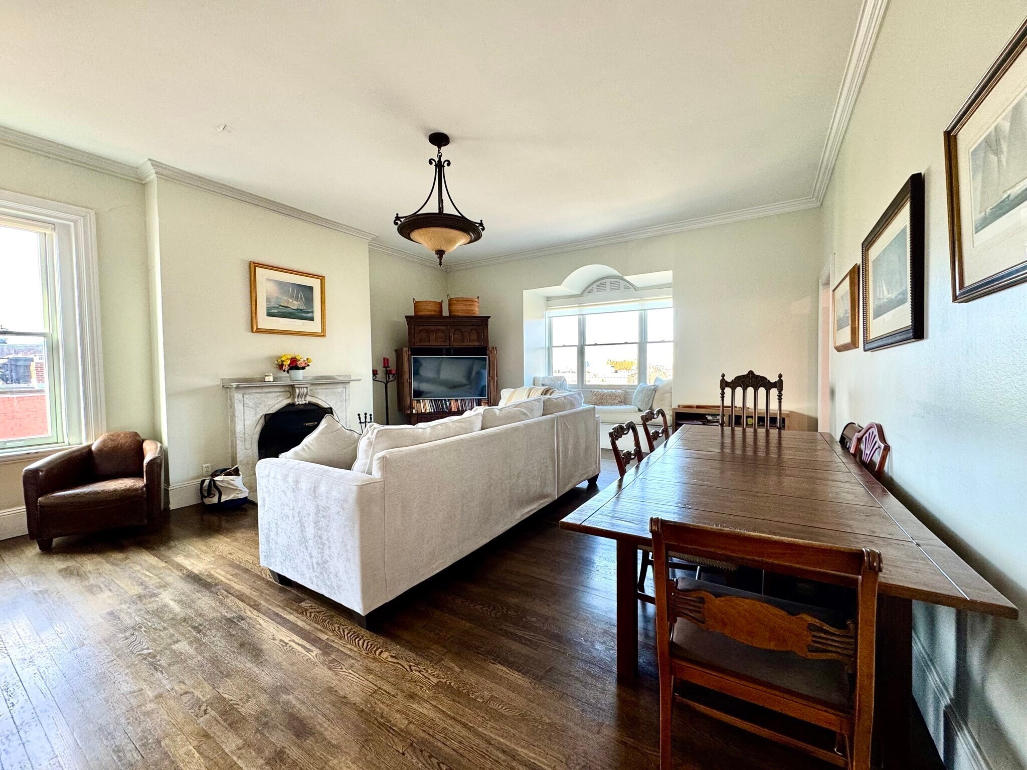 Building Photo - 4 Monument Sq