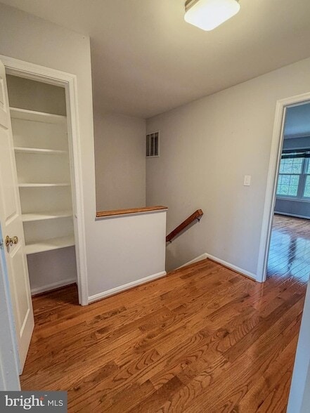 Building Photo - 9504 Brigantine Ln