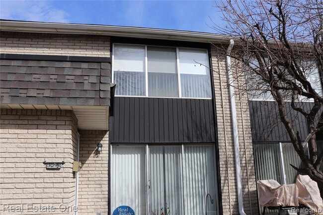 Building Photo - 8256 Karam Blvd