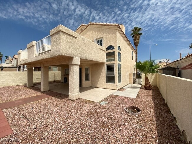 Building Photo - 8009 Festivity Cir