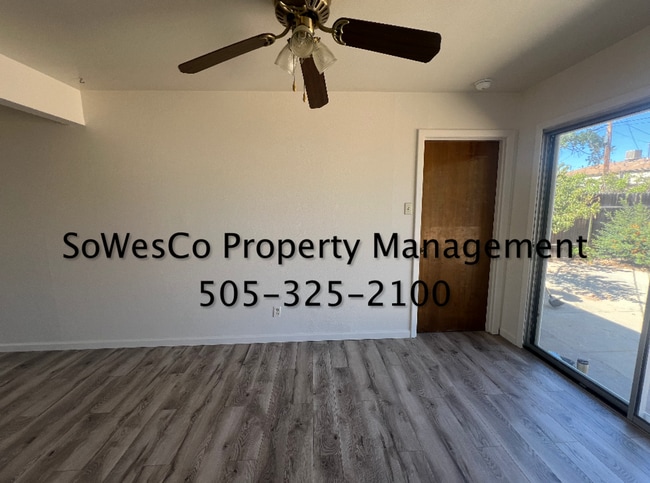 Building Photo - 3 Bed 2 Bath with Garage in Central Farmington