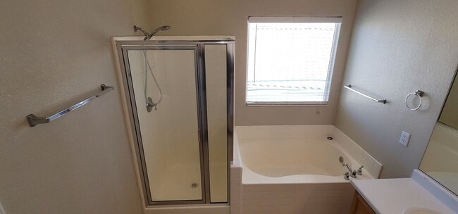 Building Photo - Immaculate 3 Bedroom Home in Aliante