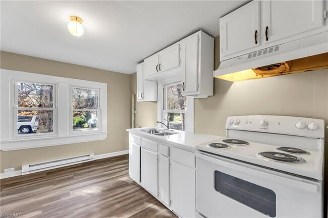 Building Photo - ****COMING SOON****