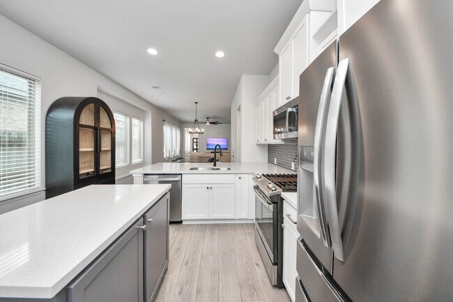 Building Photo - 4219 Colony Ln