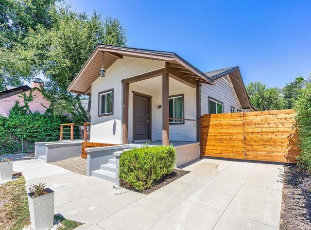 Building Photo - 3 bedroom in Altadena CA 91001