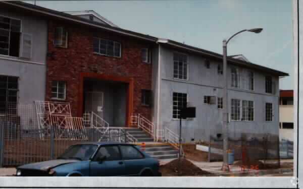 Building Photo - 4055 Stevely Ave