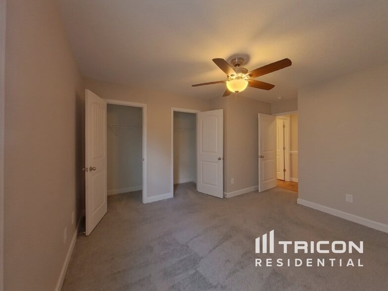 Building Photo - 800 Alley Ridge Dr