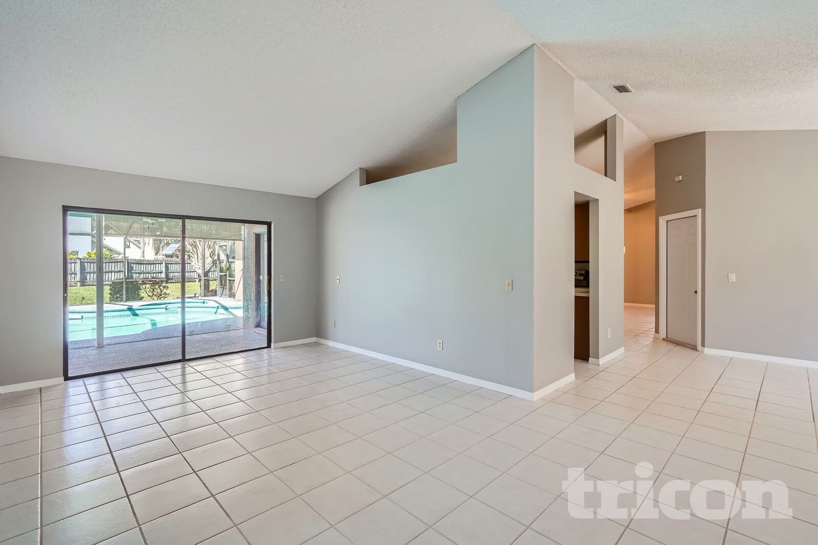 Building Photo - 3213 Stevenson St