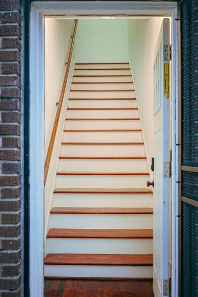 Building Photo - 4114 Junius St