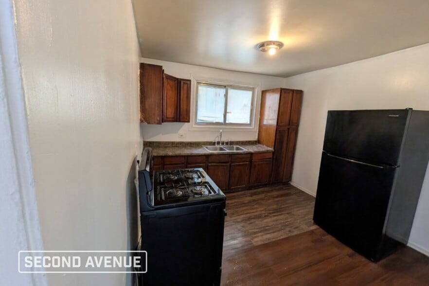 Building Photo - 12436 S Princeton Ave
