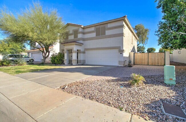 Building Photo - 5945 N 73rd Dr