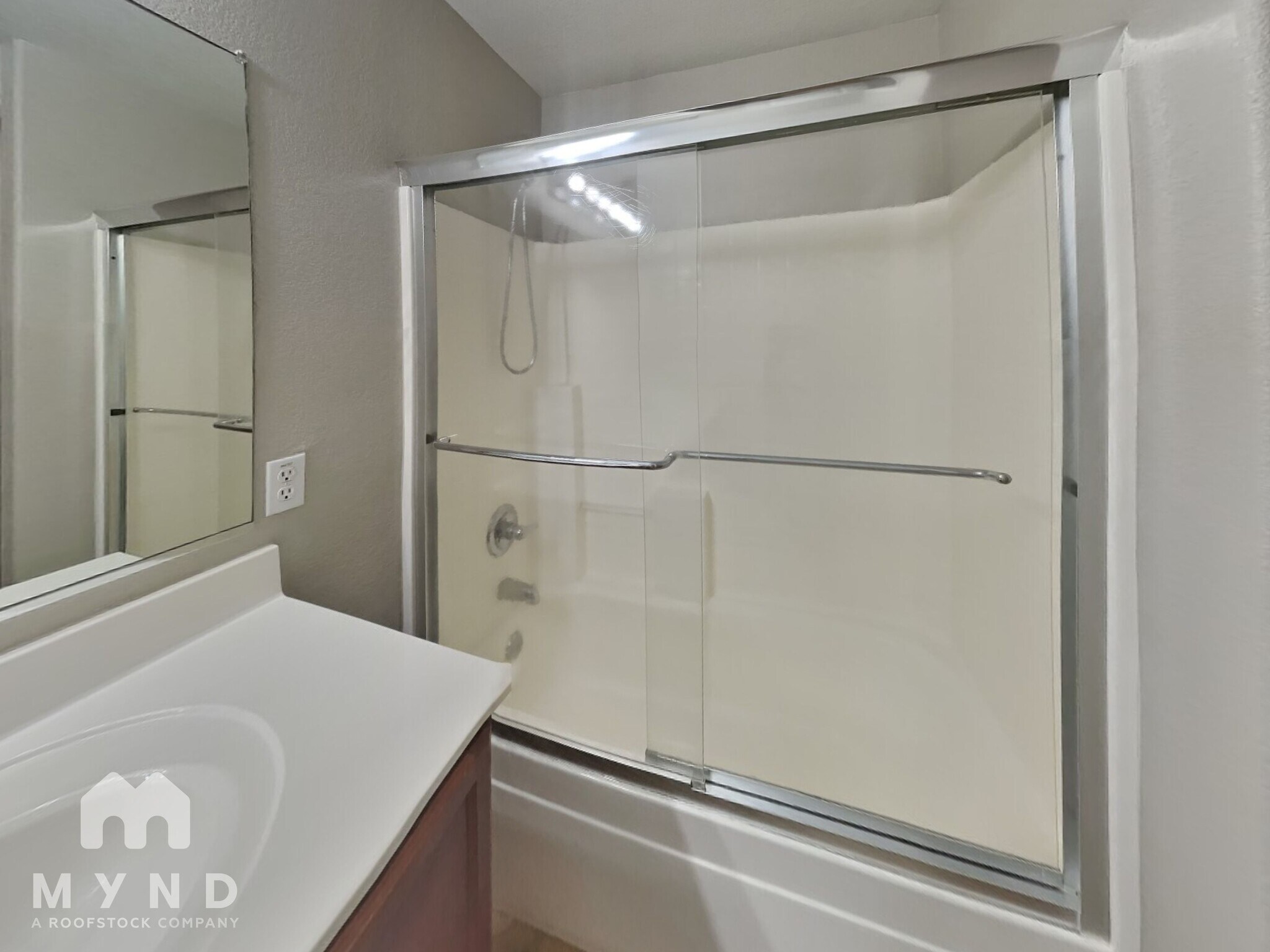 Building Photo - 669 W Silver Reef Ct