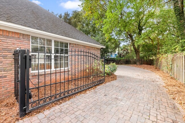 Building Photo - 1300 Windward Cir