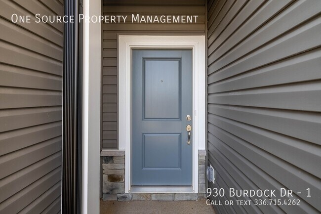 Building Photo - 930 Burdock Dr