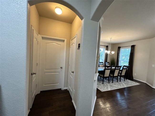 Building Photo - 159 Joseph Dr