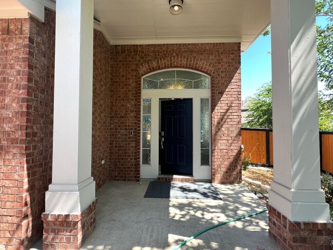 Building Photo - 3 Bedroom 2.5 Bath 1 Single Family Home for Rent in Cambridge Heights Area of Round Rock, Texas, ...