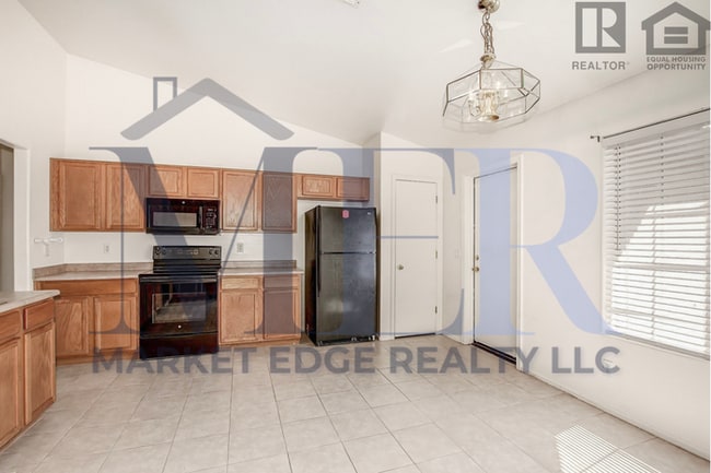 Building Photo - 3Bed/2Bath House at Buckeye/75th Ave! $399 MOVE-IN SPECIAL! Move-In Ready on 2/5/2026-All Tile Floor