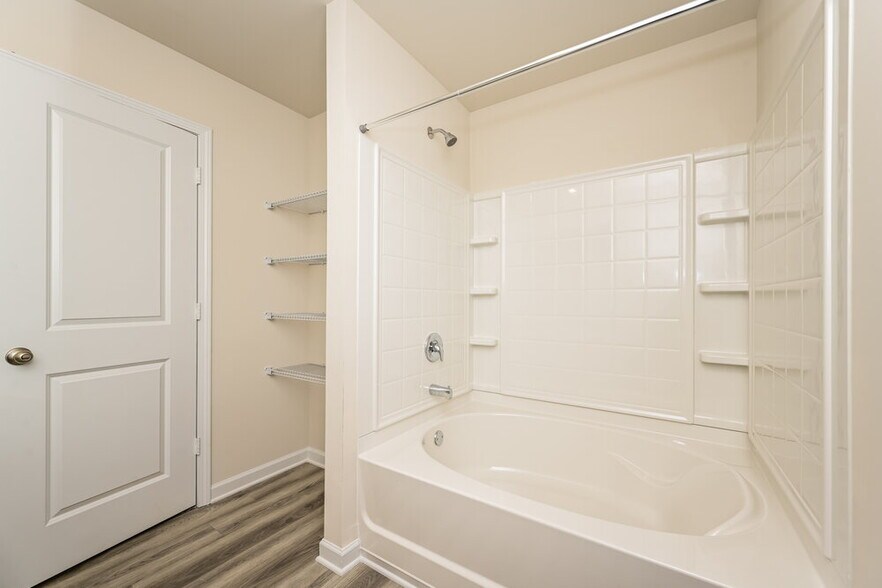 Building Photo - 284 Limestone Cir