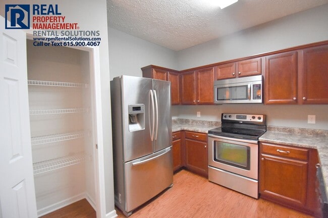 Building Photo - 1308 Crown Point Place