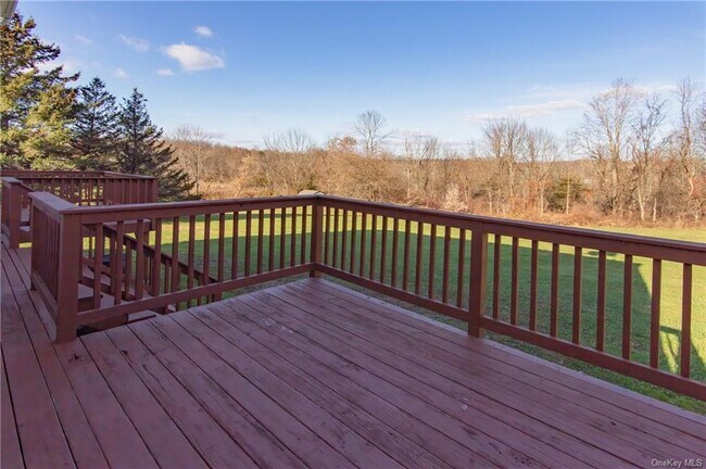 Building Photo - 264 NY-94