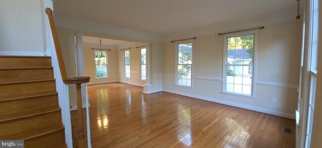 Building Photo - 1117 Aquia Dr