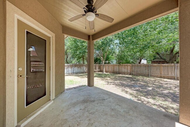 Building Photo - 500 Tyree Rd
