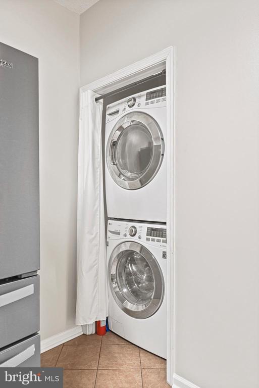 Building Photo - 14300 Rosy Ln