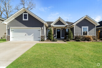 Building Photo - Wonderful Craftsman Style Home