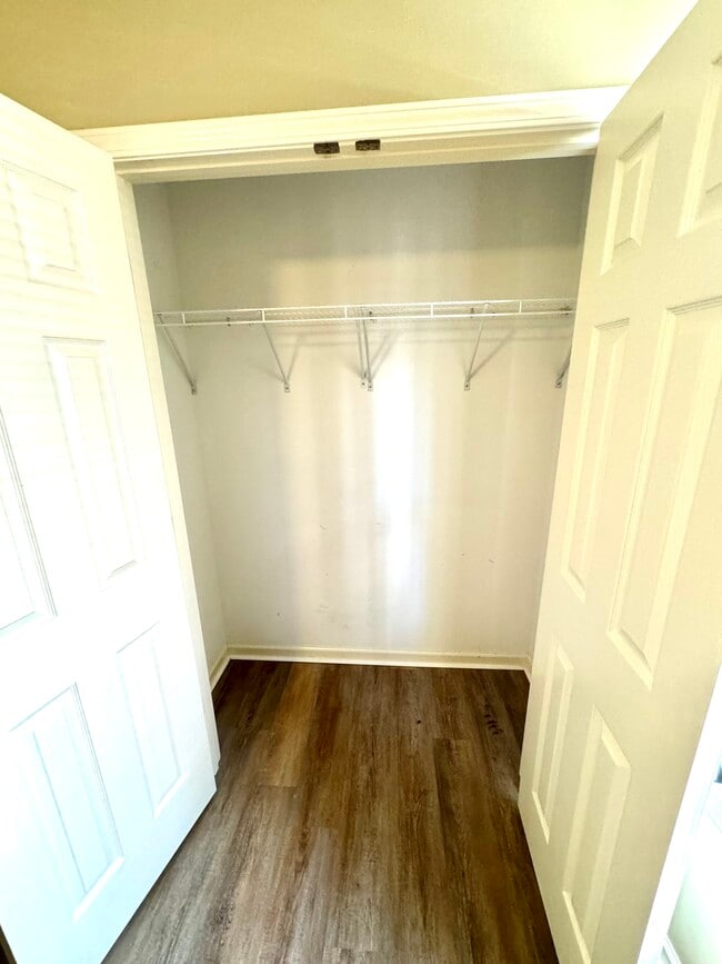 Closet - 2040 Willow Glenn Dr