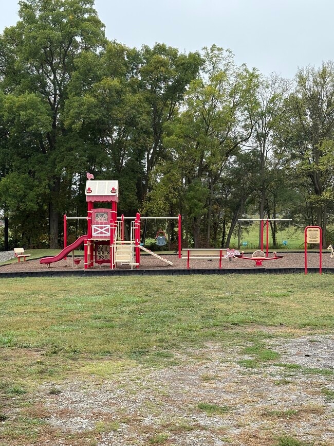 Building Photo - 4061 Main St