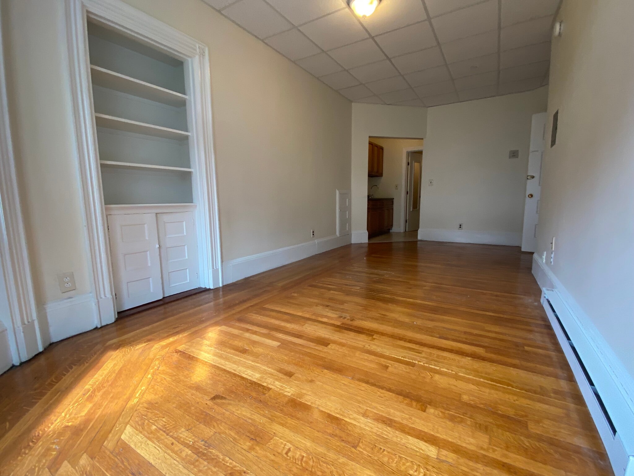 Building Photo - 506 Beacon St