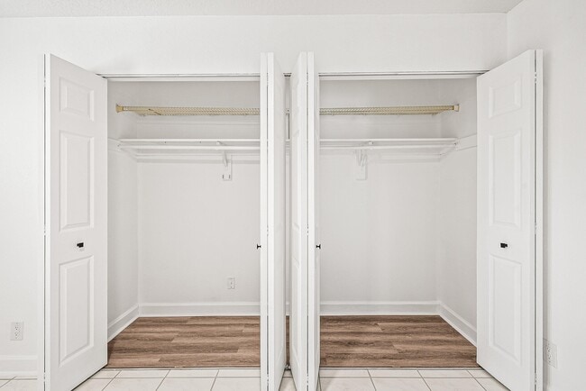 Building Photo - 17 Fayette Dr